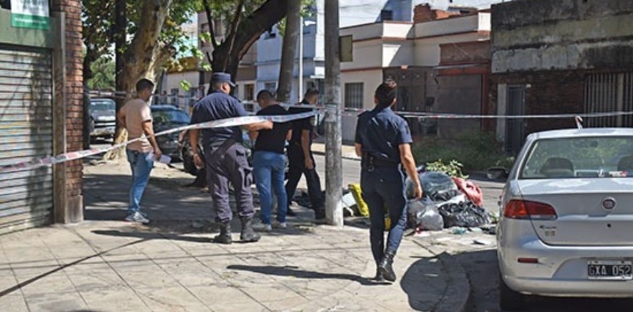 Detuvieron al dueño de una pensión tras el macabro hallazgo de un cuerpo decapitado