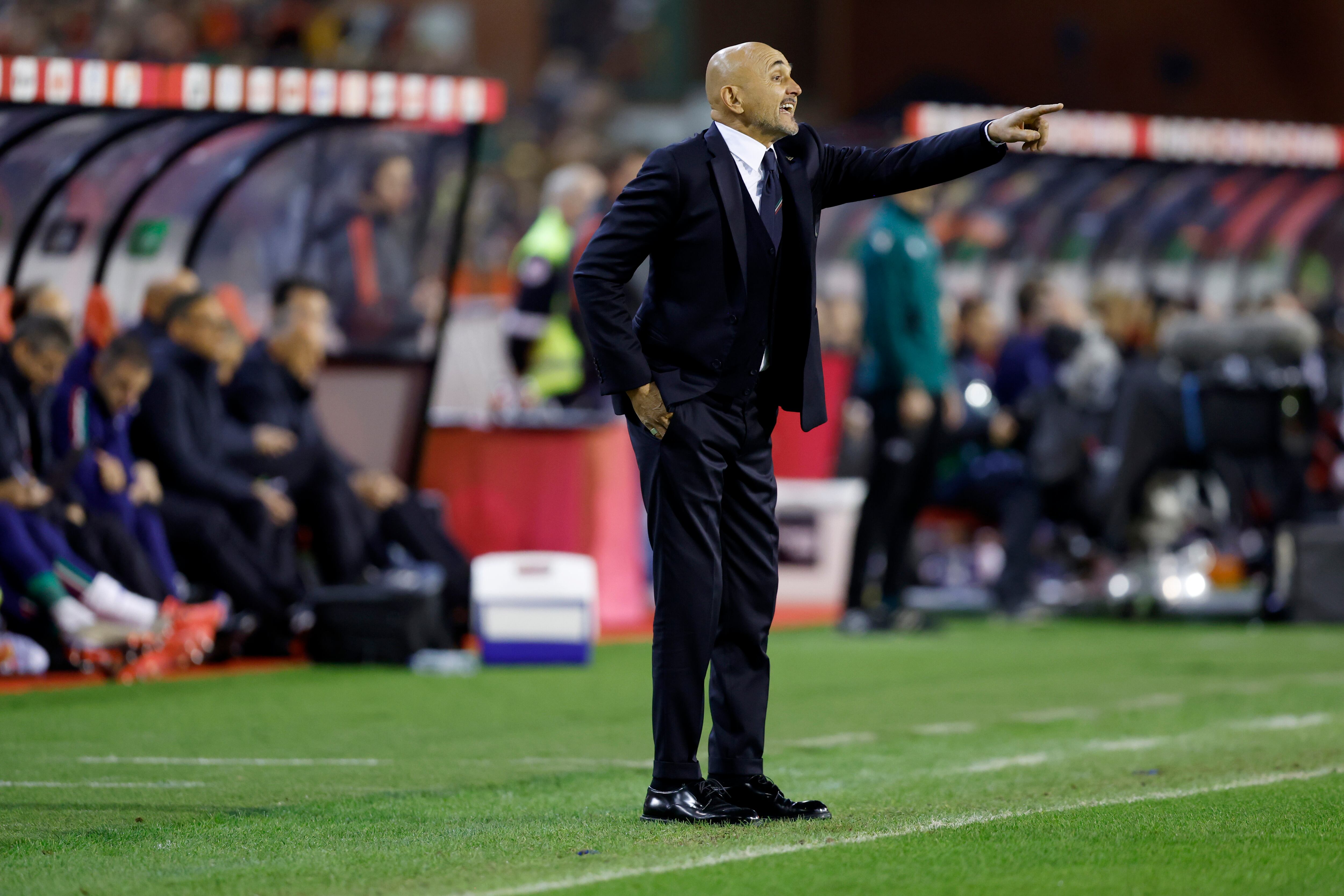 Spalletti se va de la selección de Italia tras una dura derrota