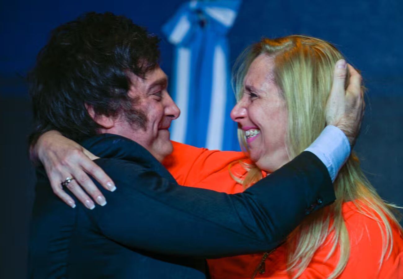 El presunto rol de Karina en la vida privada de Javier Milei: “Filtra a...”